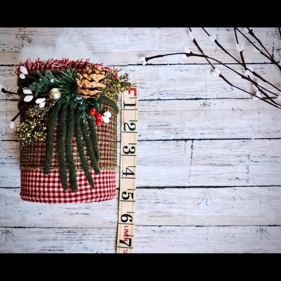 Holiday Decor Set - Picture 3 of 8